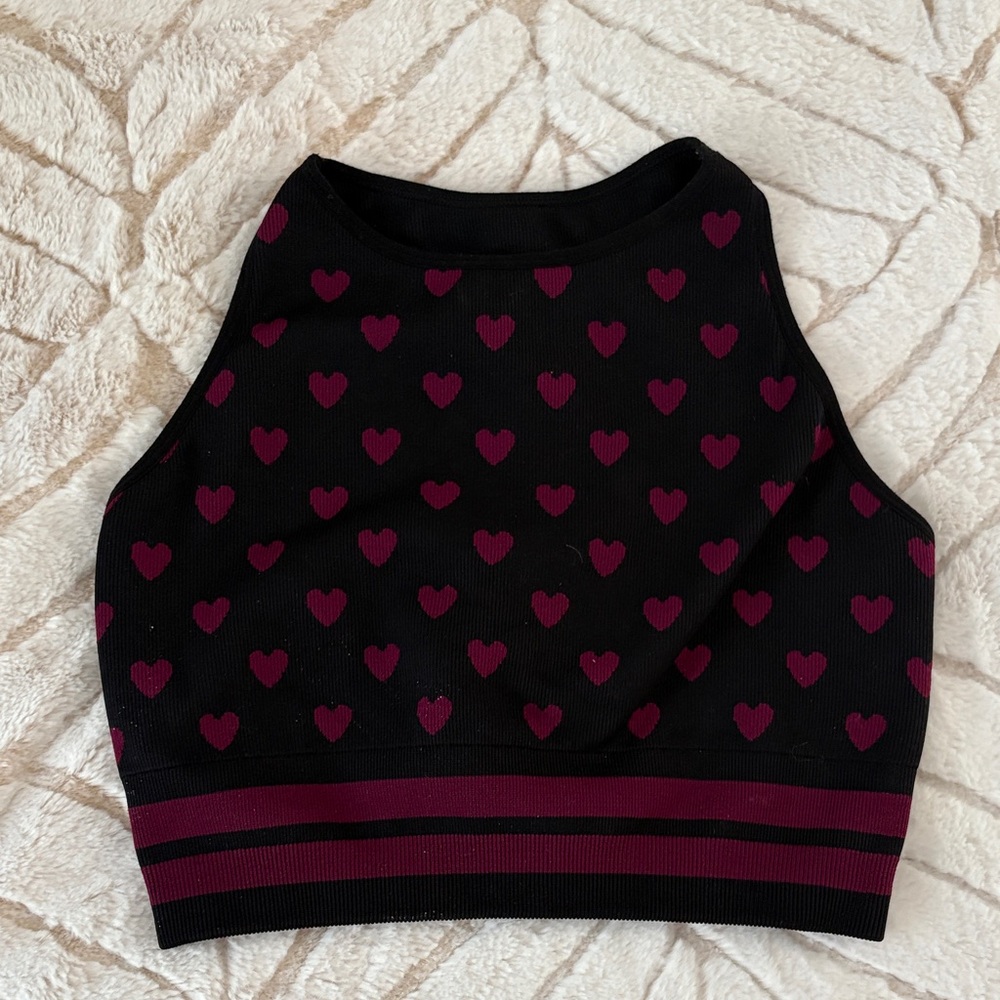 Black and Red Heart Pattern Crop Top